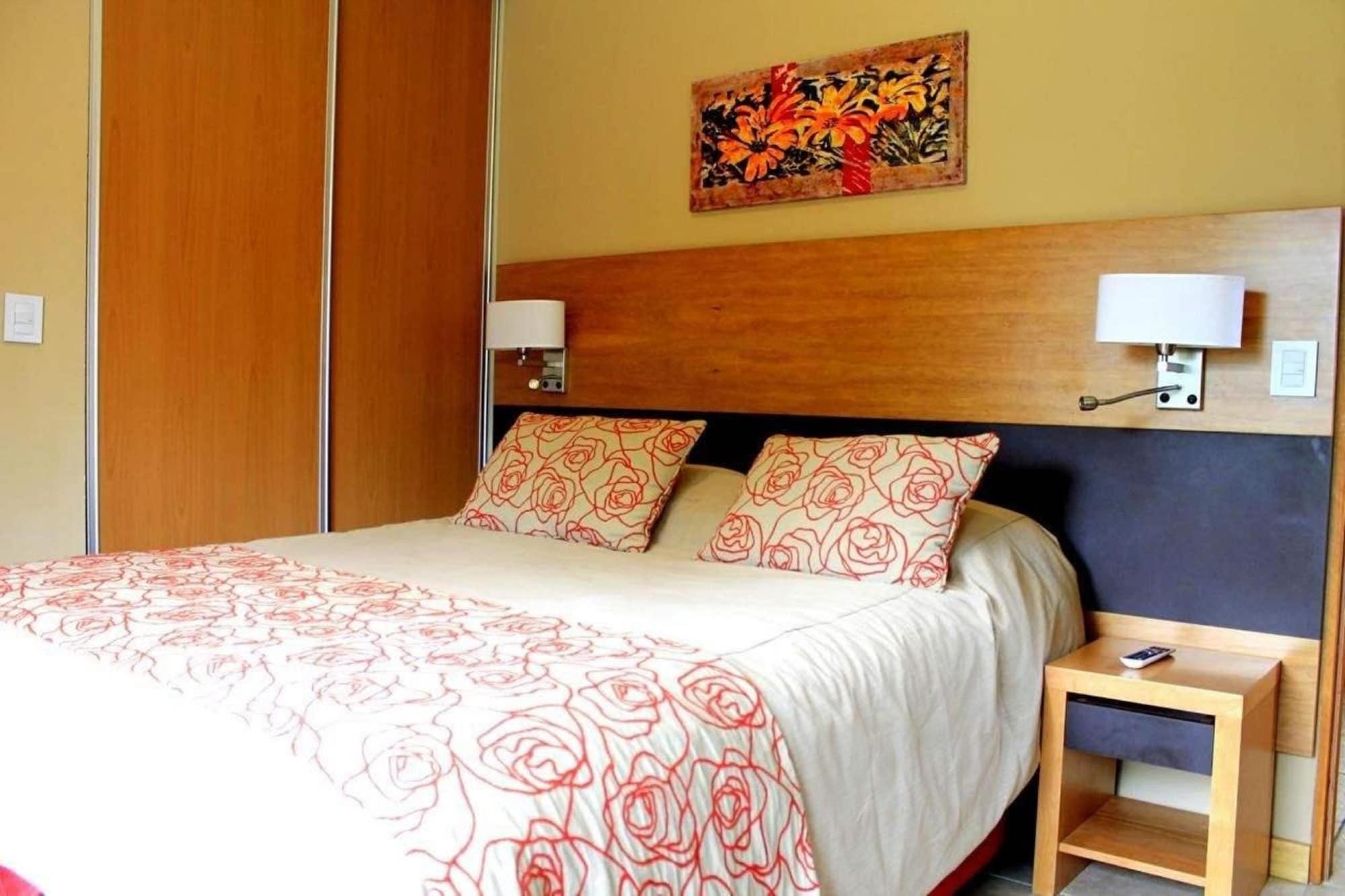Los Robles Apart & Spa San Carlos de Bariloche Exterior photo