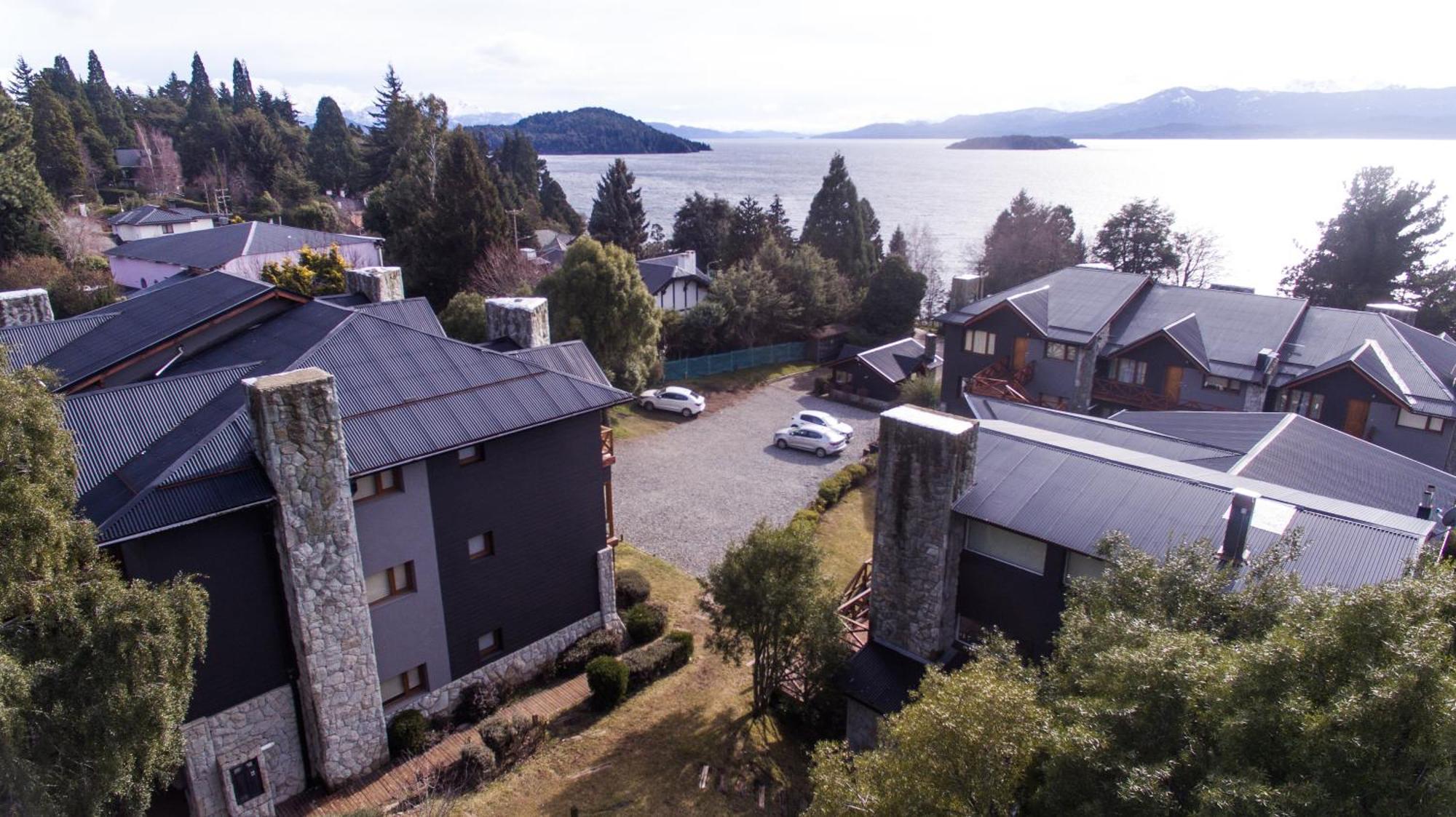 Los Robles Apart & Spa San Carlos de Bariloche Exterior photo