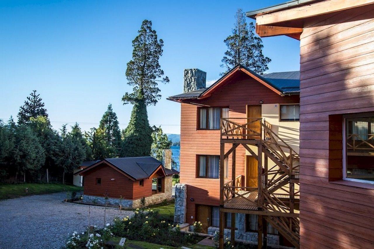 Los Robles Apart & Spa San Carlos de Bariloche Exterior photo